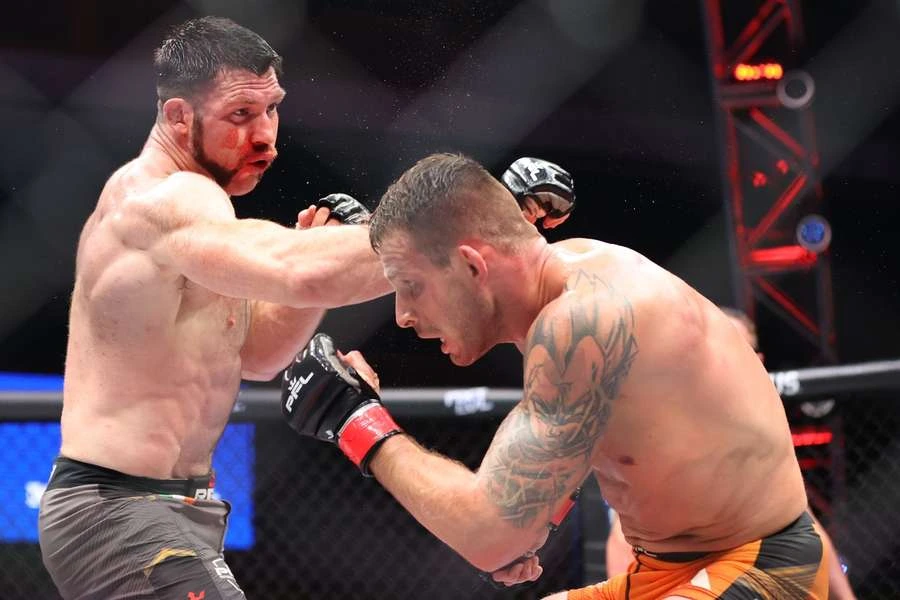 Brad Tavares vs Robert Bryczek